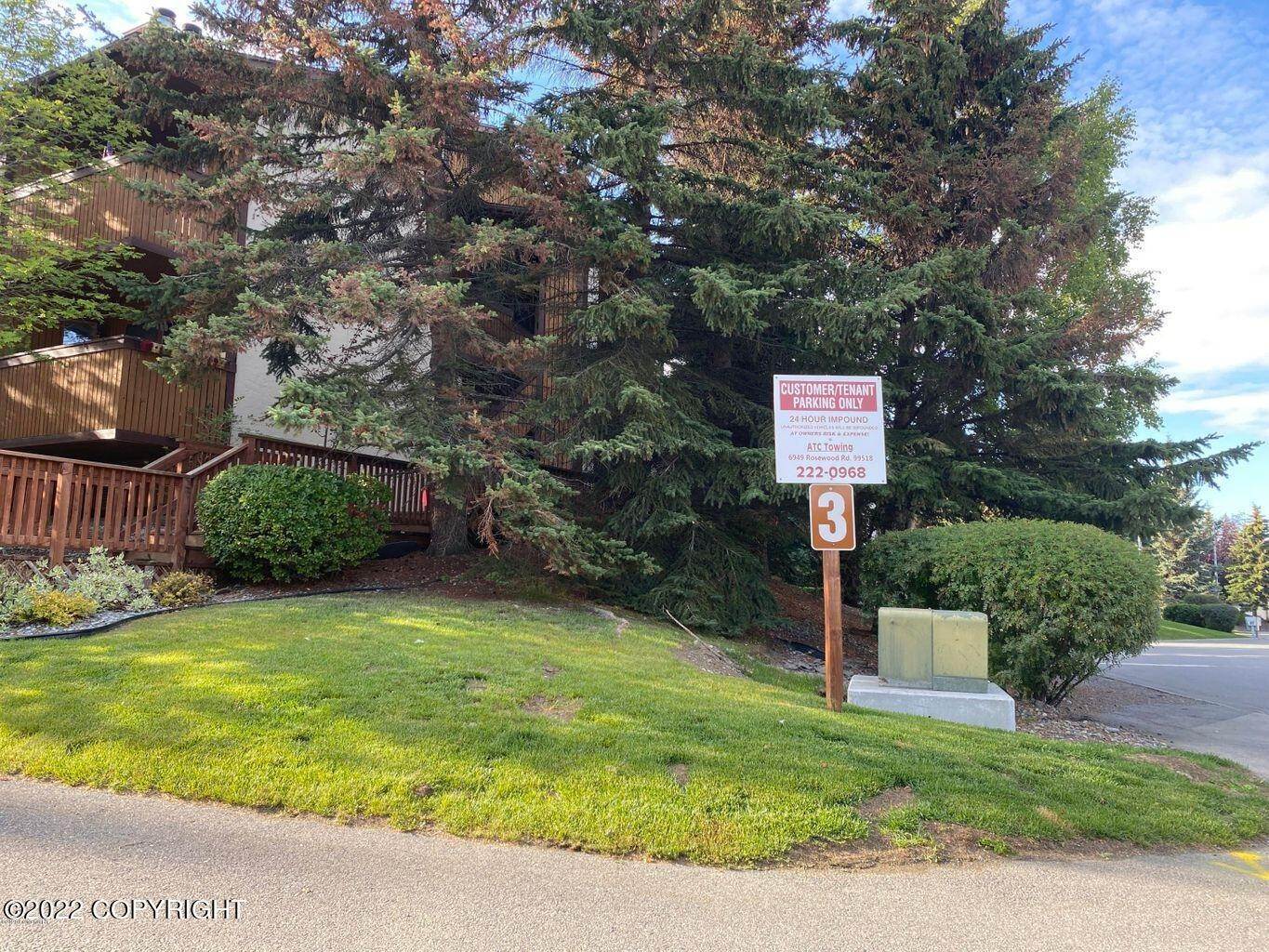 13. Condominiums for Sale at 7402 Foxridge Way #10A Anchorage, Alaska 99518 United States
