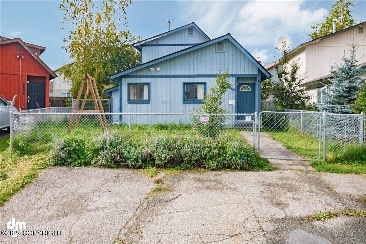 1. Single Family Homes for Sale at 7840 Moose Run Circle Anchorage, Alaska 99507 United States