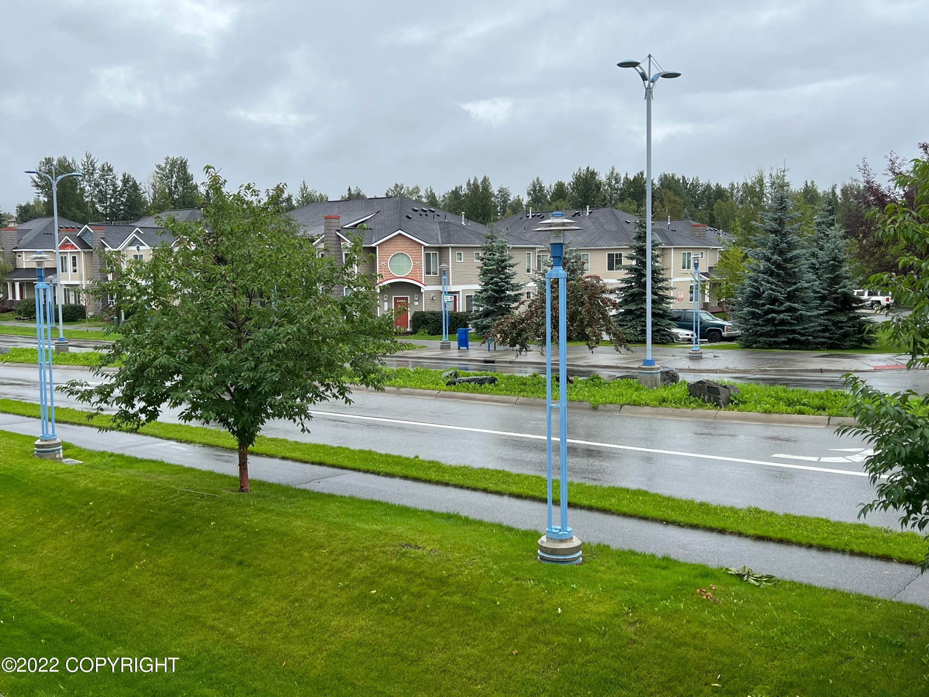 5. Condominiums for Sale at 7671 Creekside Center Drive #D4 Anchorage, Alaska 99504 United States