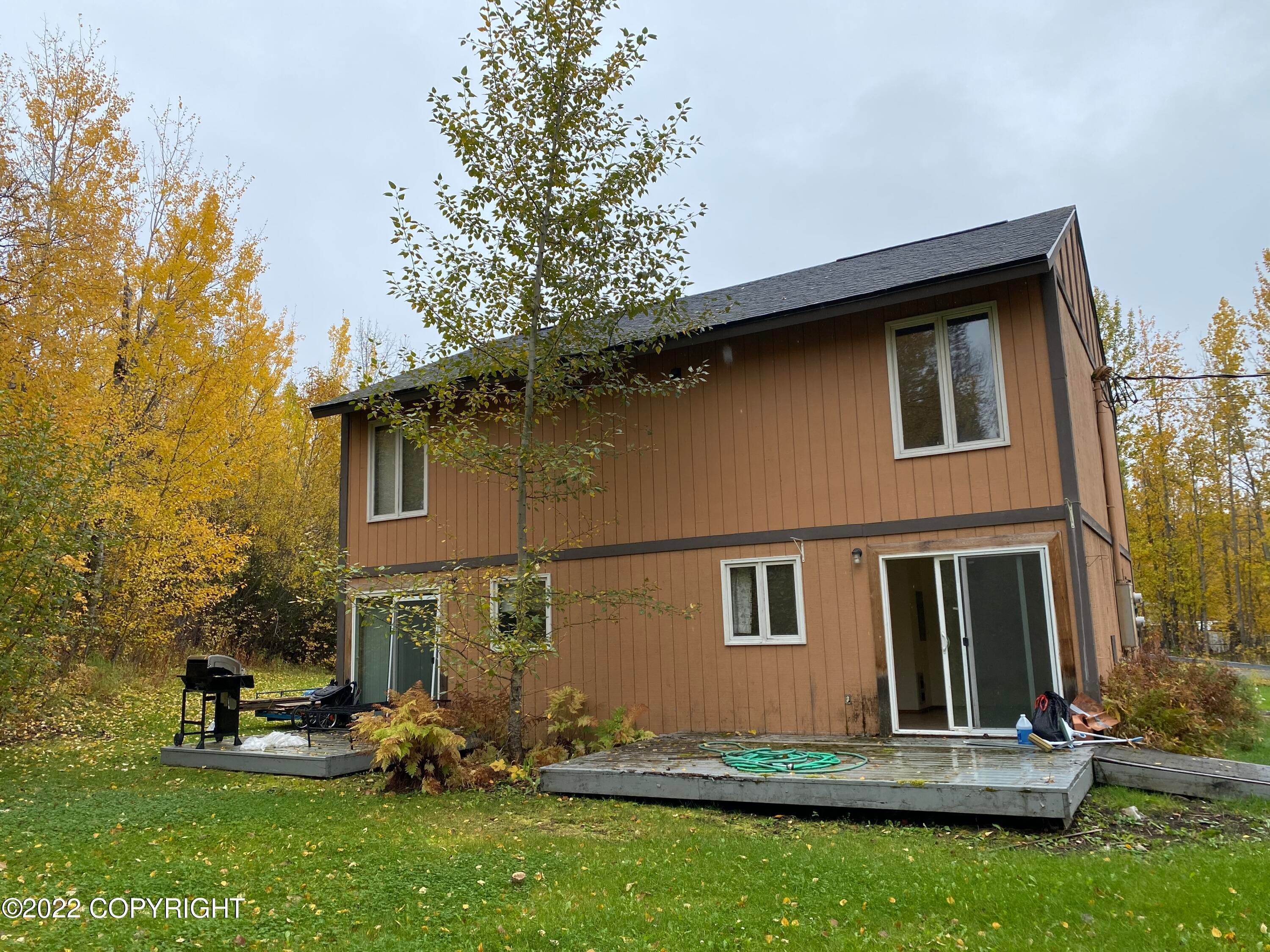 18. Multi-Family Homes for Sale at 4140 E Ruth Drive Wasilla, Alaska 99654 United States