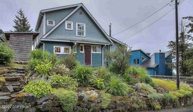 Single Family Homes por un Venta en 839 Dixon Street Juneau, Alaska 99801 Estados Unidos