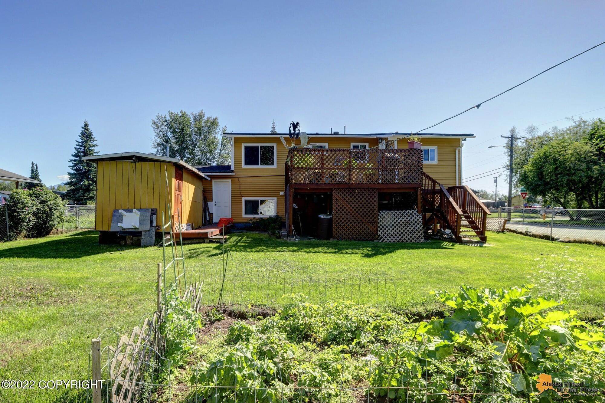 41. Single Family Homes for Sale at 4505 E 8th Avenue Anchorage, Alaska 99508 United States