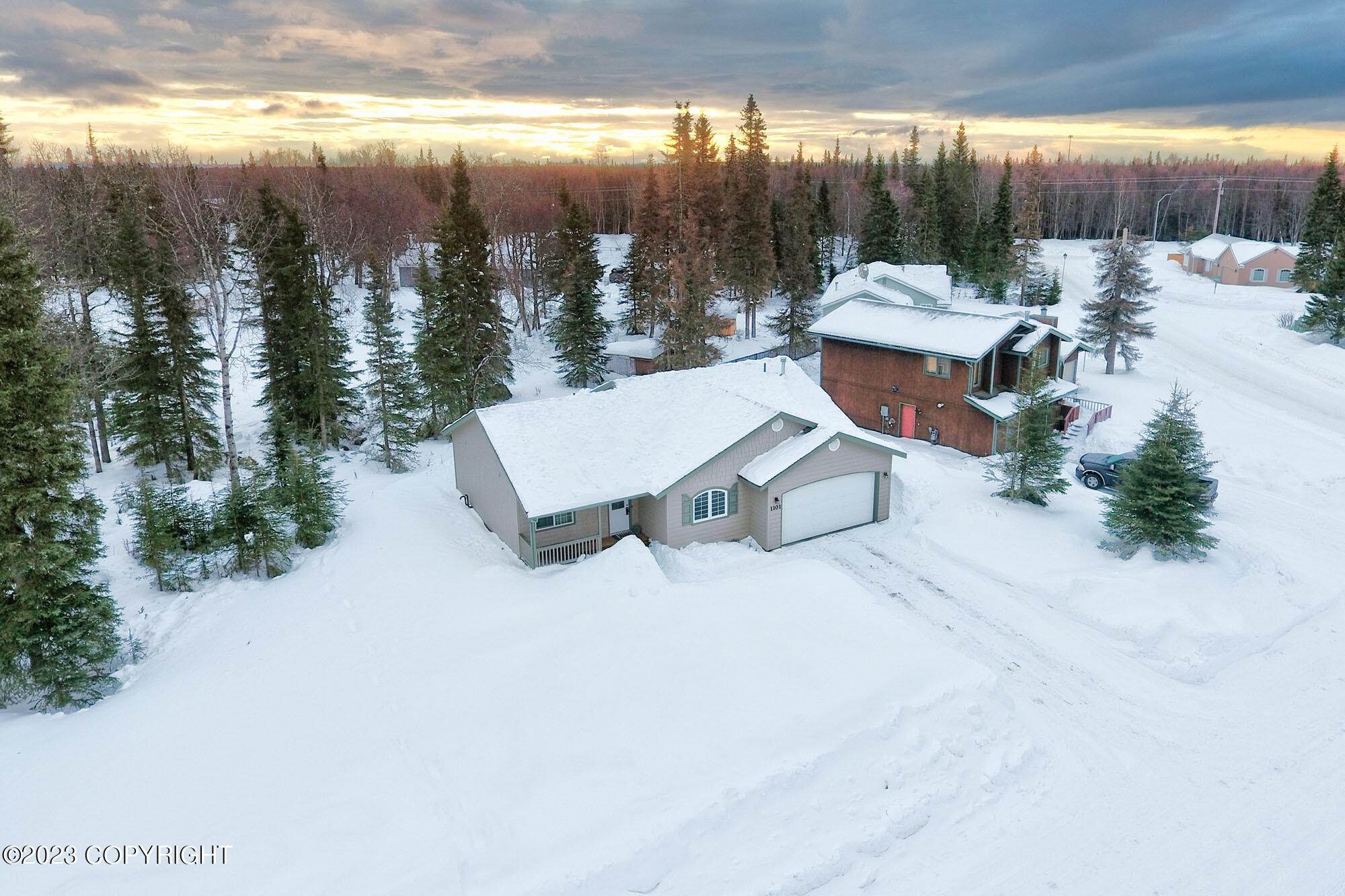 10. Single Family Homes for Sale at 1101 Leeward Drive Kenai, Alaska 99611 United States