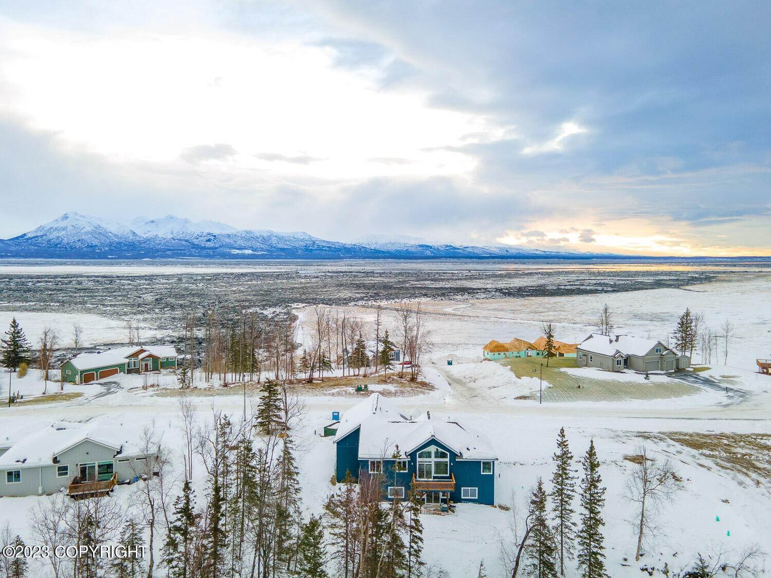 46. Single Family Homes for Sale at 7188 S Hayfield Road Wasilla, Alaska 99623 United States