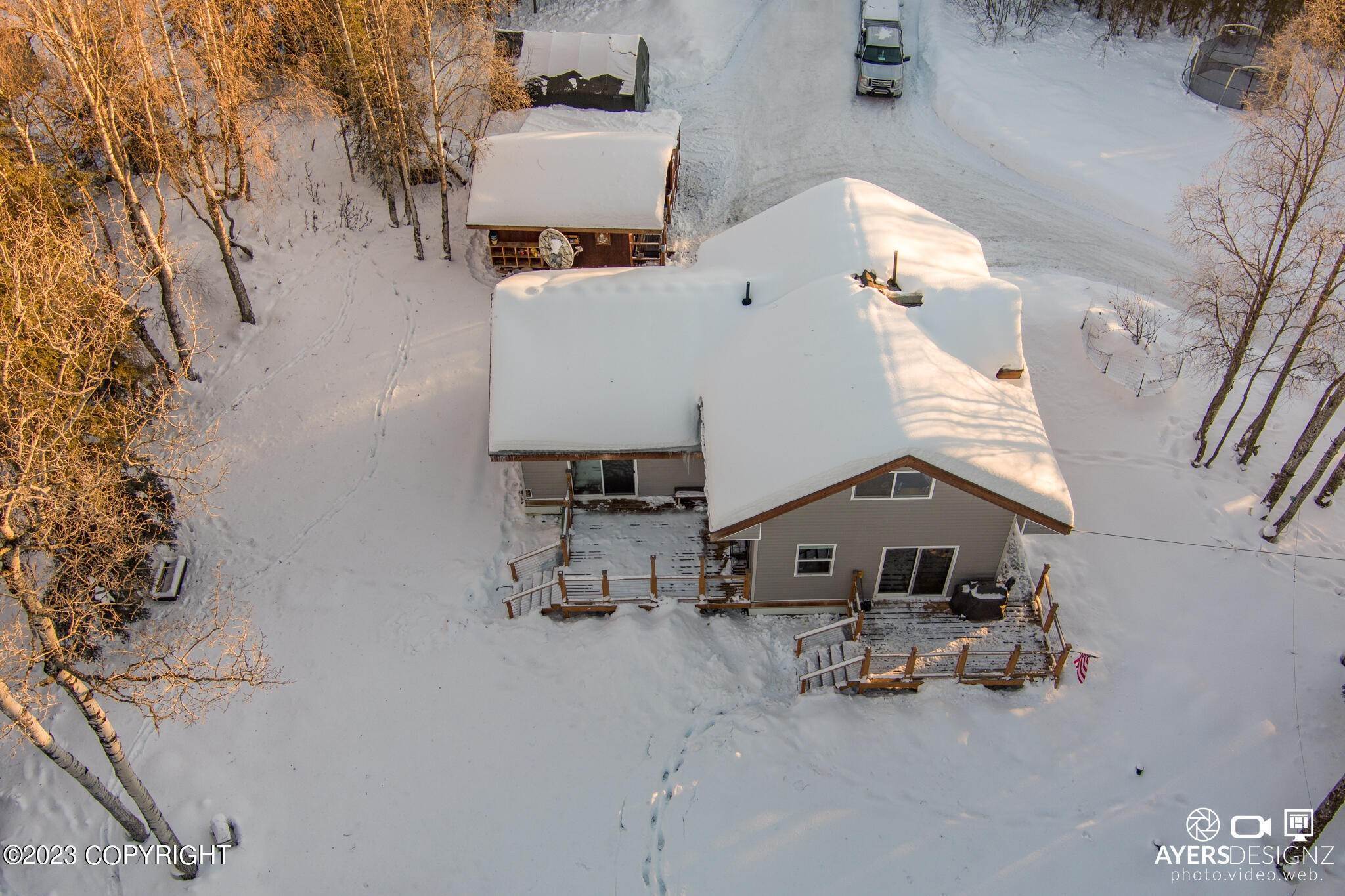 30. Single Family Homes for Sale at 37757 Alex Drive Soldotna, Alaska 99669 United States