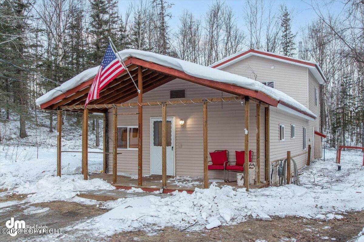 Single Family Homes for Sale at 2281 N Cottonwood Loop Wasilla, Alaska 99654 United States
