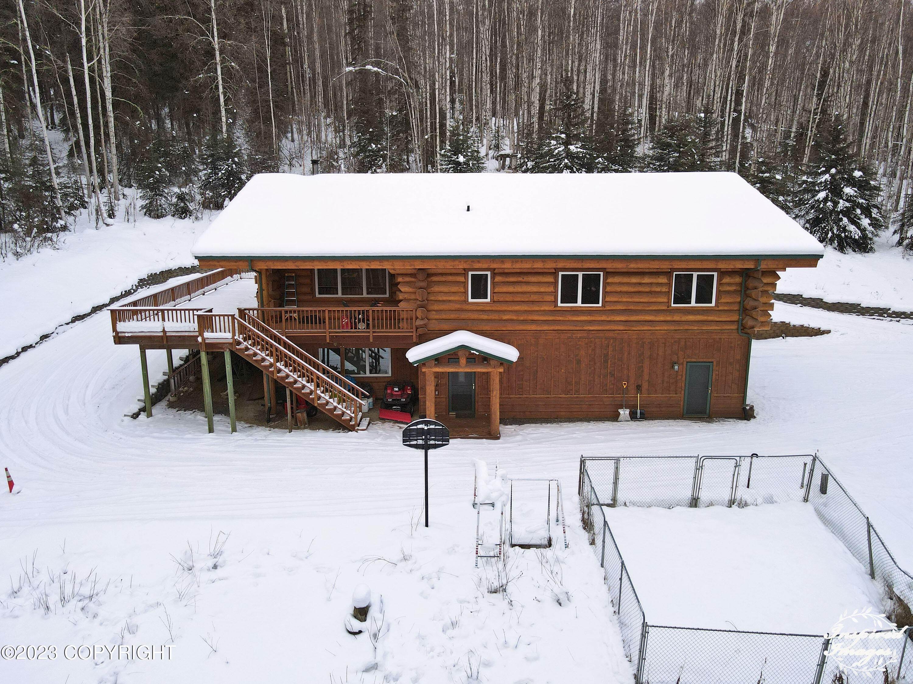44. Single Family Homes for Sale at 1962 Tall Timbers Drive Fairbanks, Alaska 99709 United States