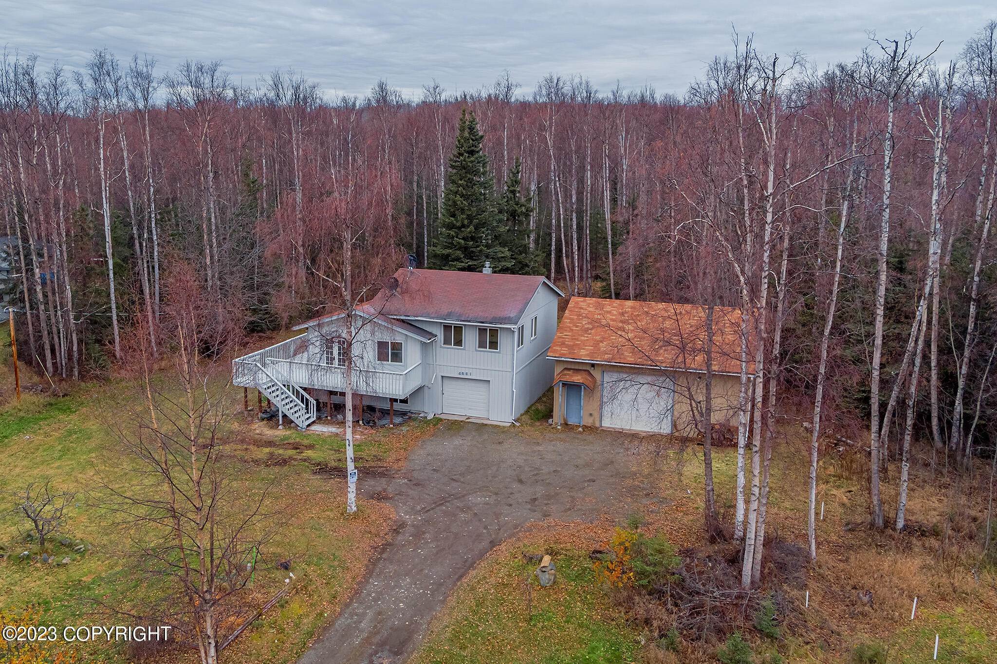 27. Single Family Homes for Sale at 4861 W Clarion Avenue Wasilla, Alaska 99623 United States