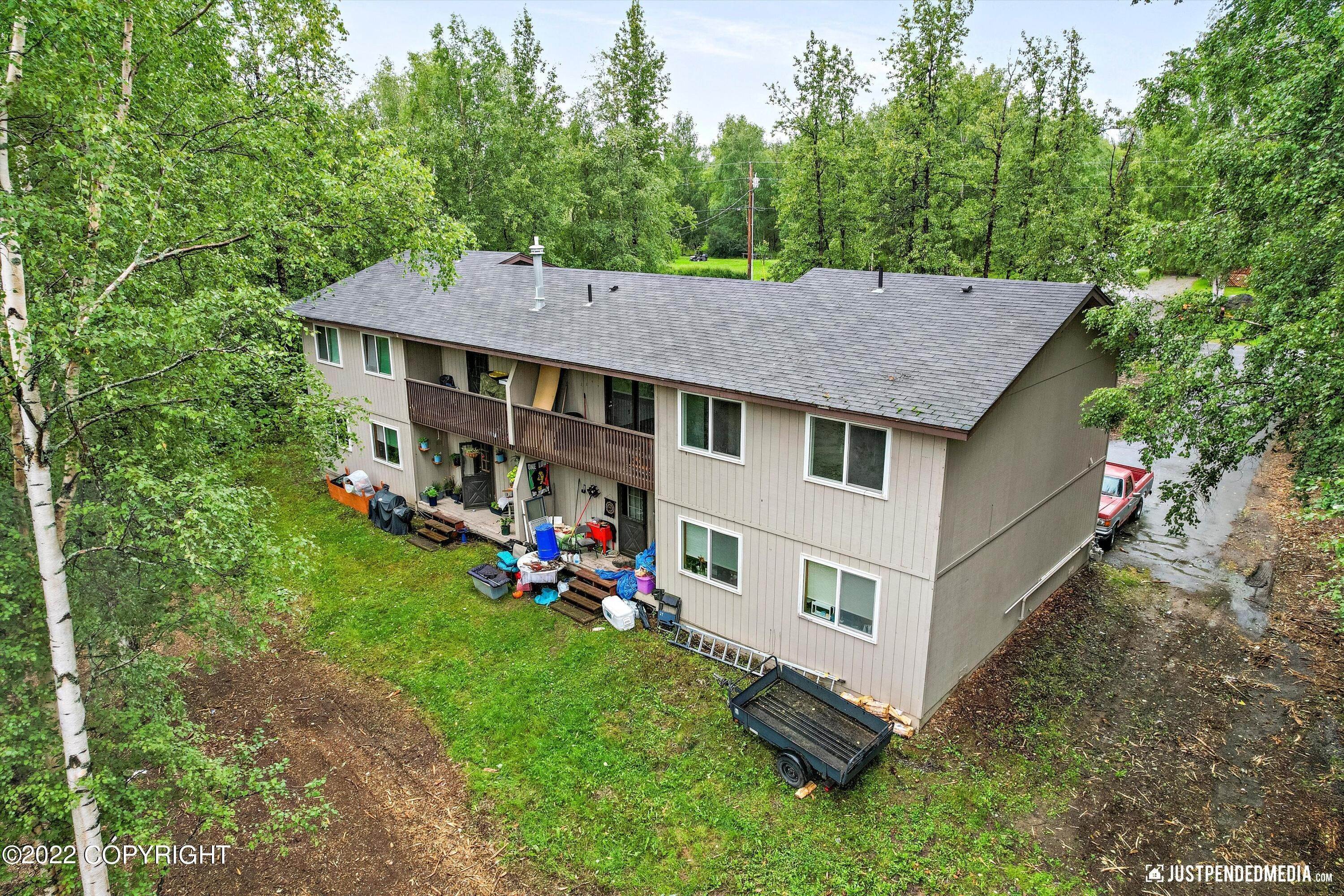 31. Multi-Family Homes for Sale at 1250 W Vaunda Avenue Wasilla, Alaska 99654 United States