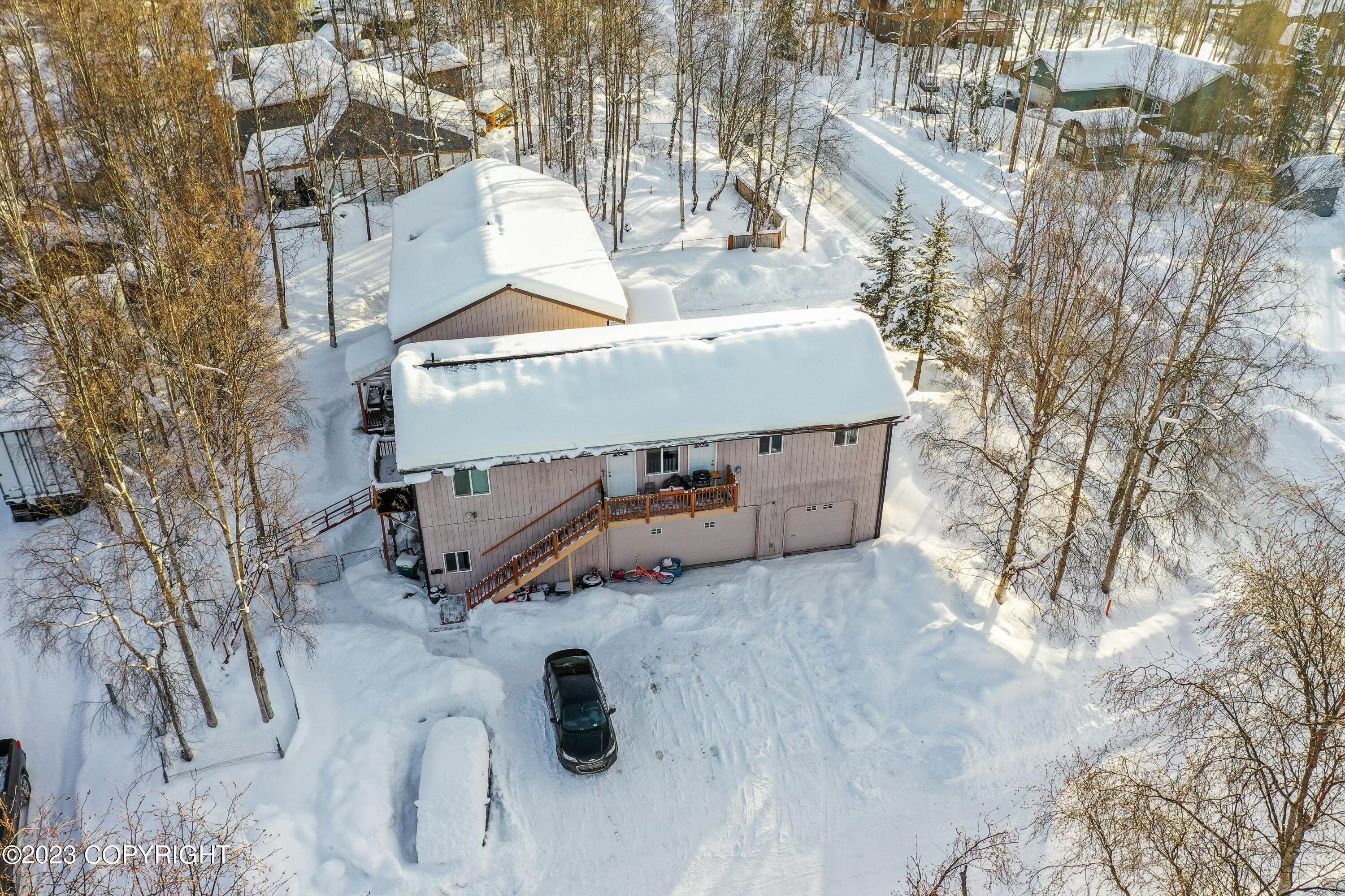 32. Multi-Family Homes for Sale at 22625 Lake Hill Drive Chugiak, Alaska 99567 United States