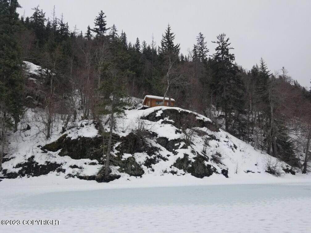 9. Single Family Homes for Sale at NHN Chilkat Lake Lot 14 Blk 7 Haines, Alaska 99827 United States