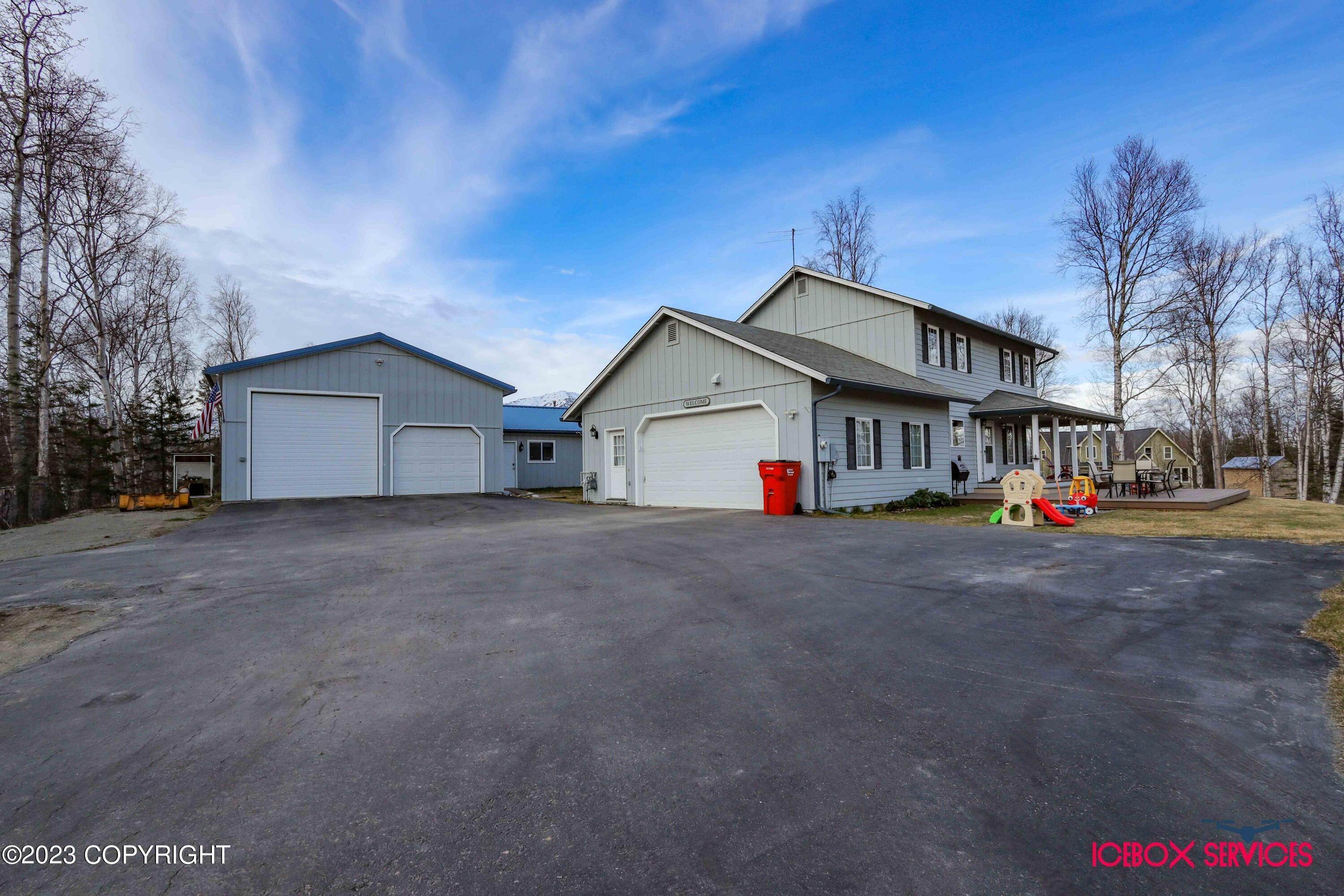 33. Single Family Homes for Sale at 7300 N Esther Drive Palmer, Alaska 99645 United States