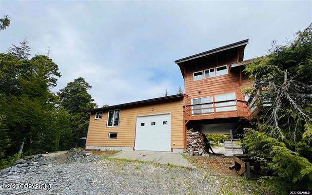 3. Single Family Homes for Sale at 11161 Alderwood Street Ketchikan, Alaska 99901 United States