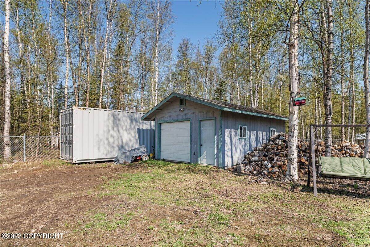 24. Single Family Homes for Sale at 1731 W Cottonwood Creek Drive Wasilla, Alaska 99654 United States