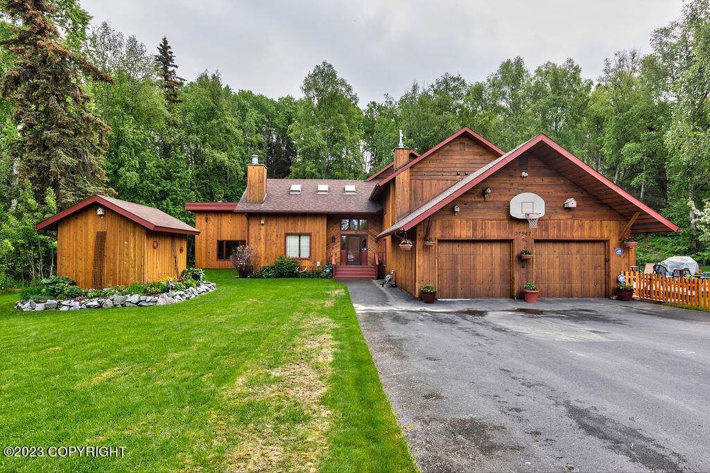 Single Family Homes for Sale at 27947 Raven Court Chugiak, Alaska 99567 United States