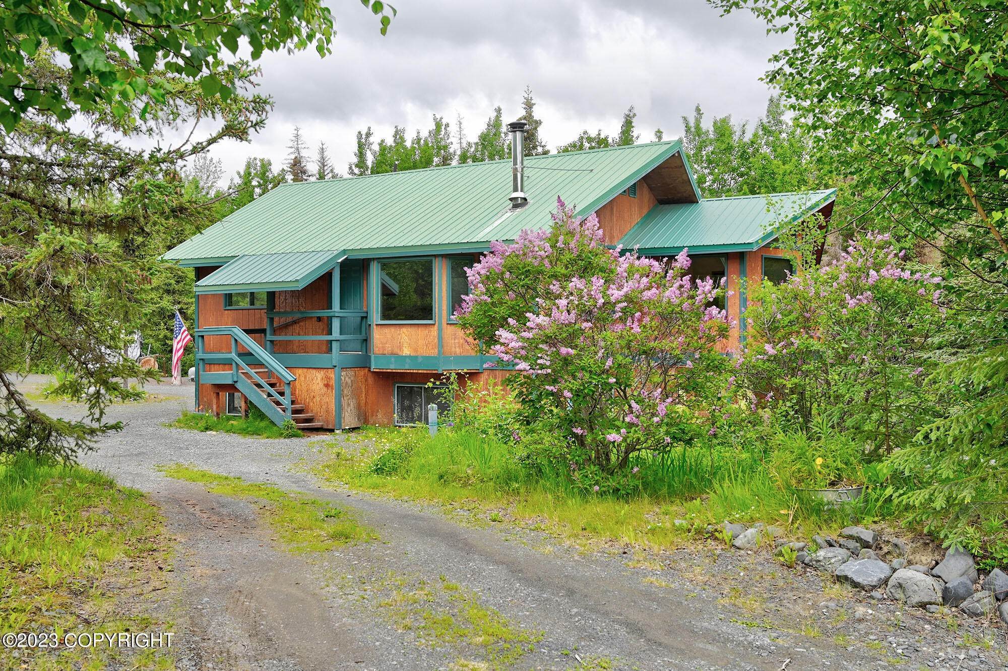 Single Family Homes por un Venta en 17701 Bean Creek Road Cooper Landing, Alaska 99572 Estados Unidos