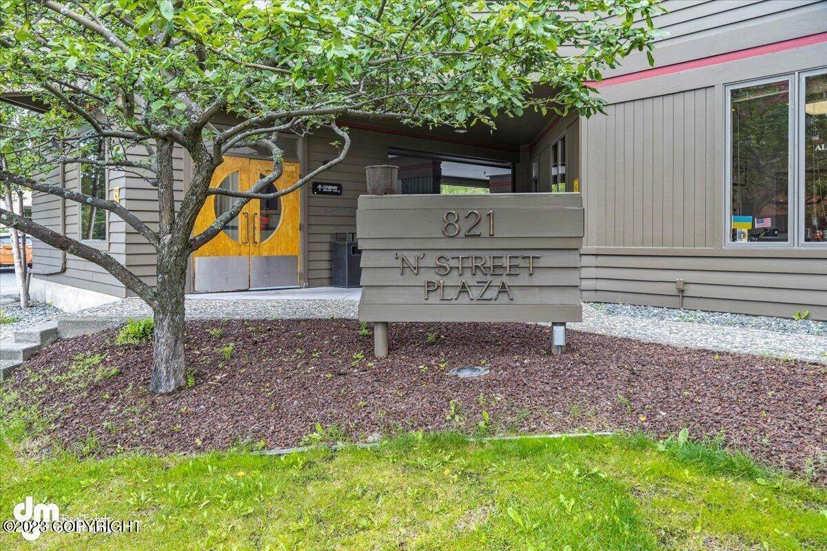 20. Commercial for Sale at 821 N Street #207 Anchorage, Alaska 99501 United States