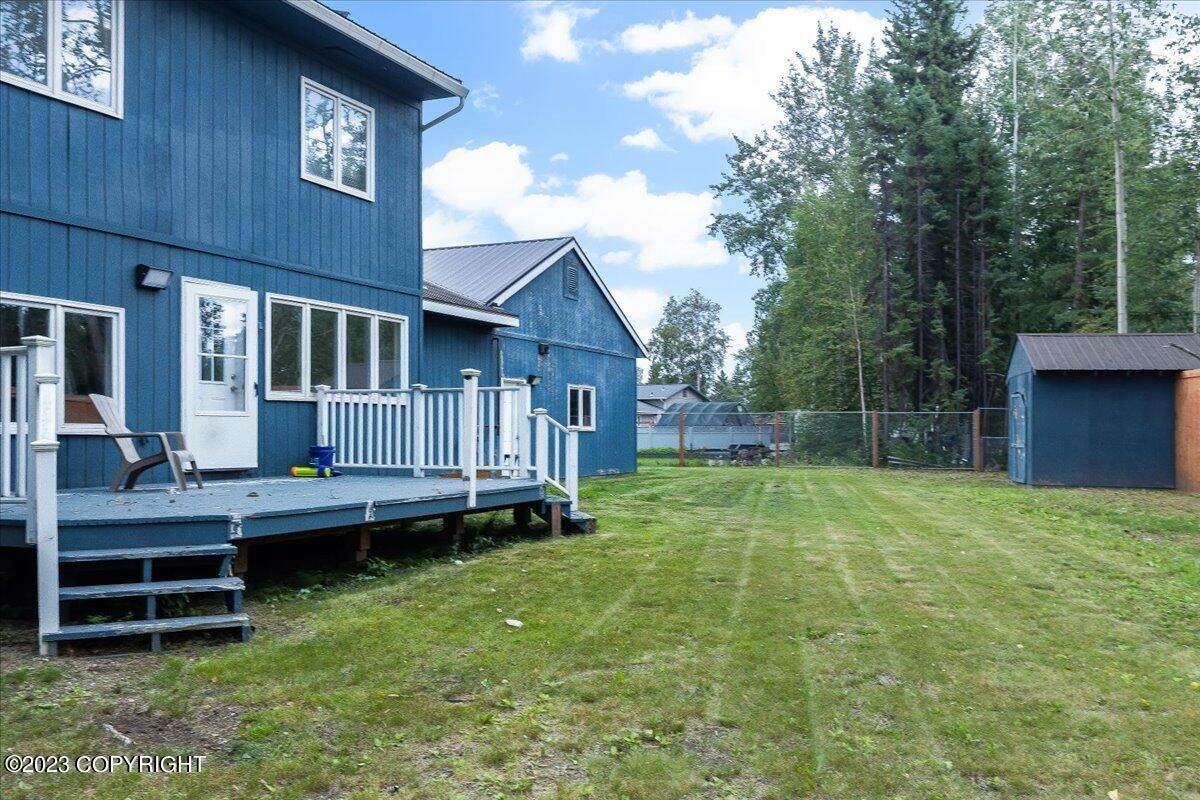 47. Single Family Homes for Sale at 1630 Washington Drive Fairbanks, Alaska 99709 United States