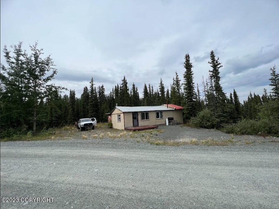 Single Family Homes por un Venta en 24518 S Evergreen Drive Glennallen, Alaska 99588 Estados Unidos