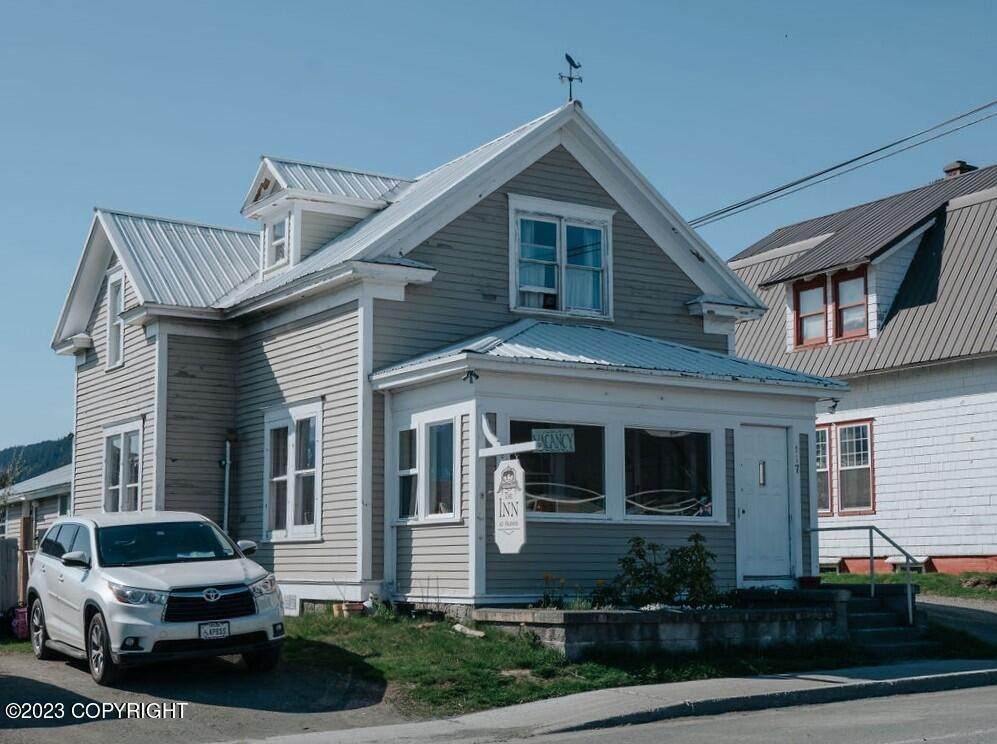 Single Family Homes por un Venta en 117 N 2nd Avenue Haines, Alaska 99827 Estados Unidos