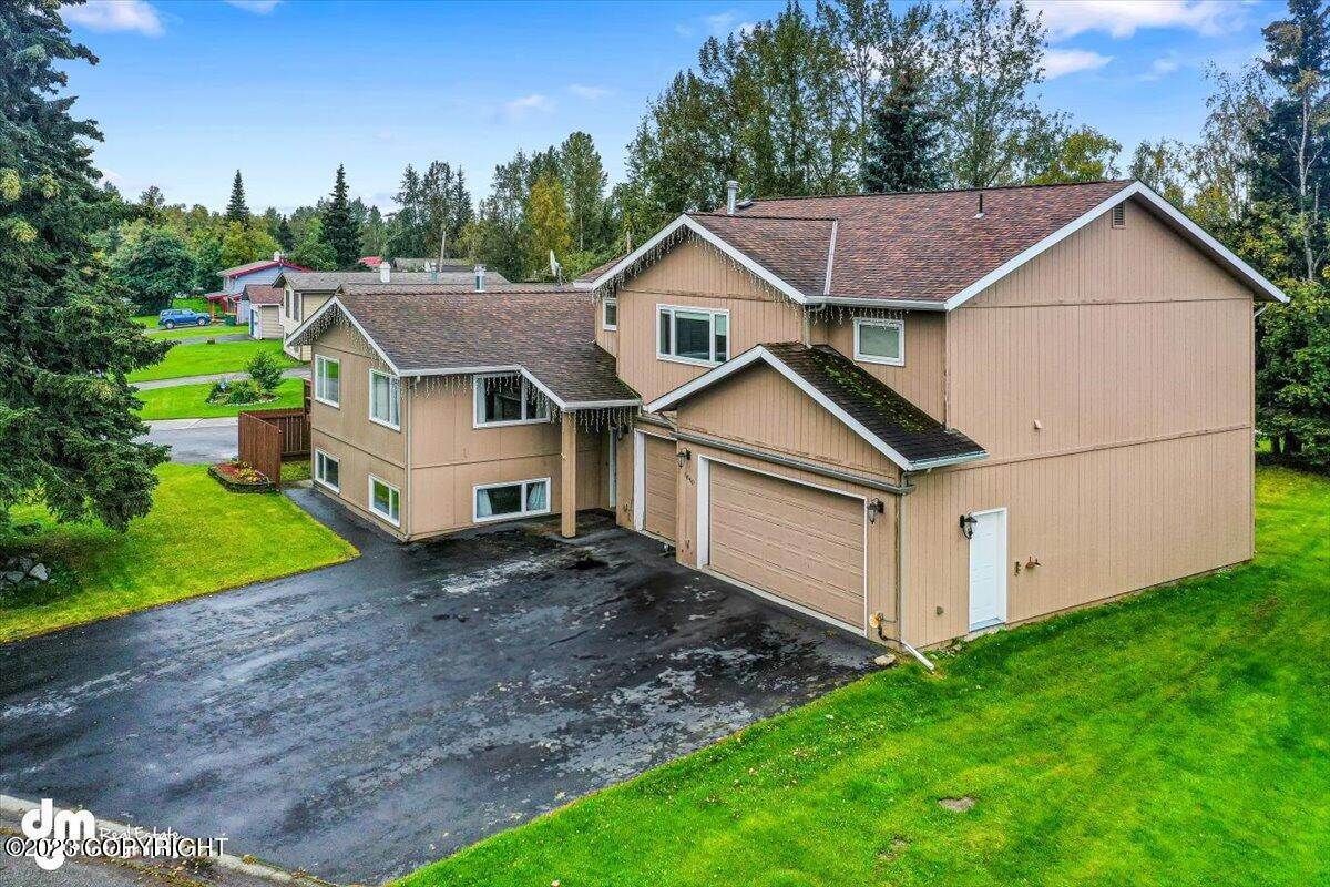 1. Single Family Homes for Sale at 1840 Kodiak Road Anchorage, Alaska 99504 United States
