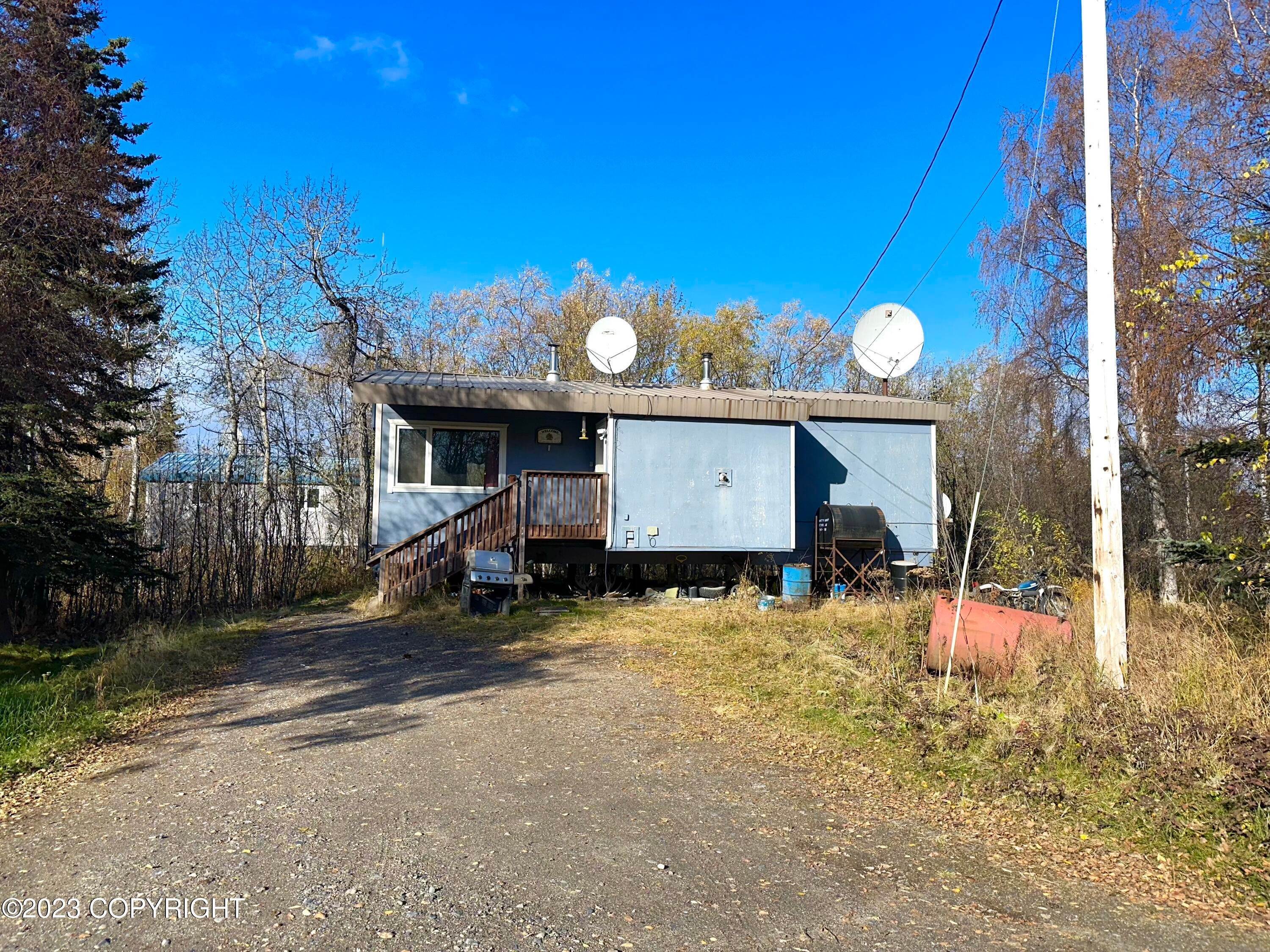 Single Family Homes por un Venta en 21 Avngulek Street Aniak, Alaska 99557 Estados Unidos