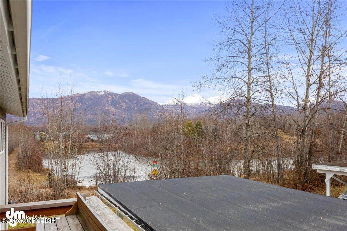 21. Condominiums for Sale at 1461 Northview Drive #I8 Anchorage, Alaska 99504 United States