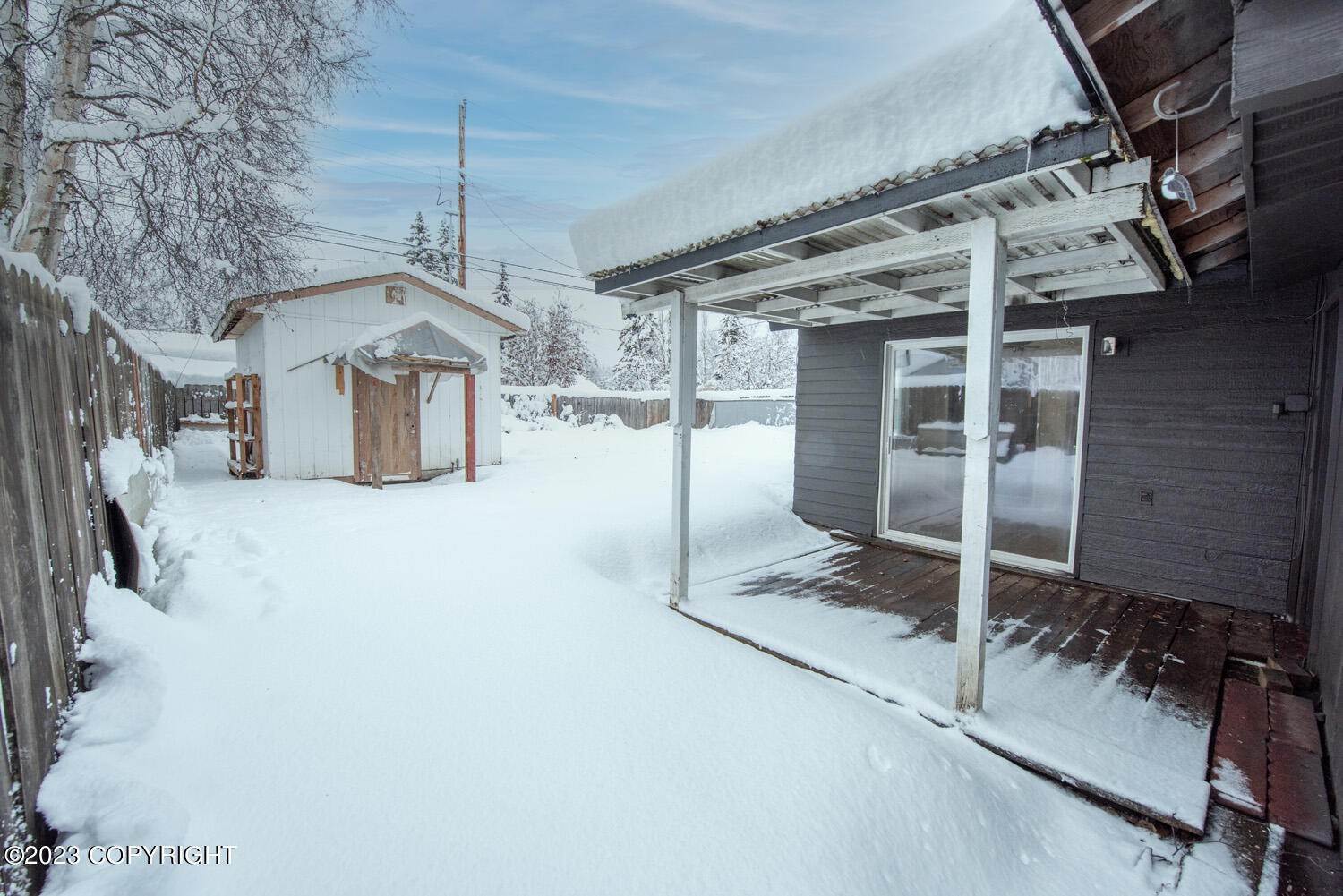 3. Single Family Homes for Sale at 1600 Elmendorf Drive Anchorage, Alaska 99504 United States