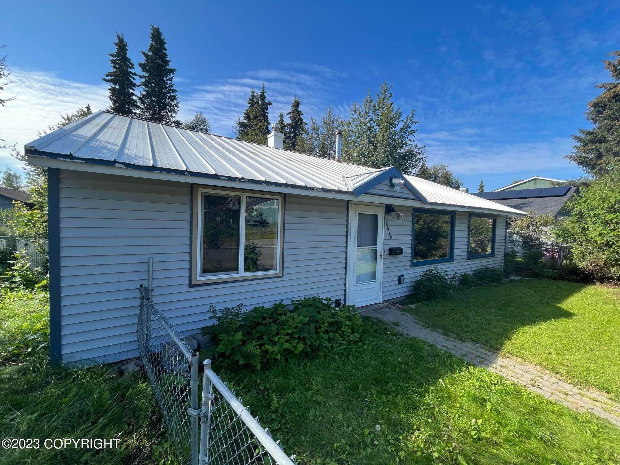 23. Single Family Homes for Sale at 2670 Lovejoy Drive Anchorage, Alaska 99508 United States