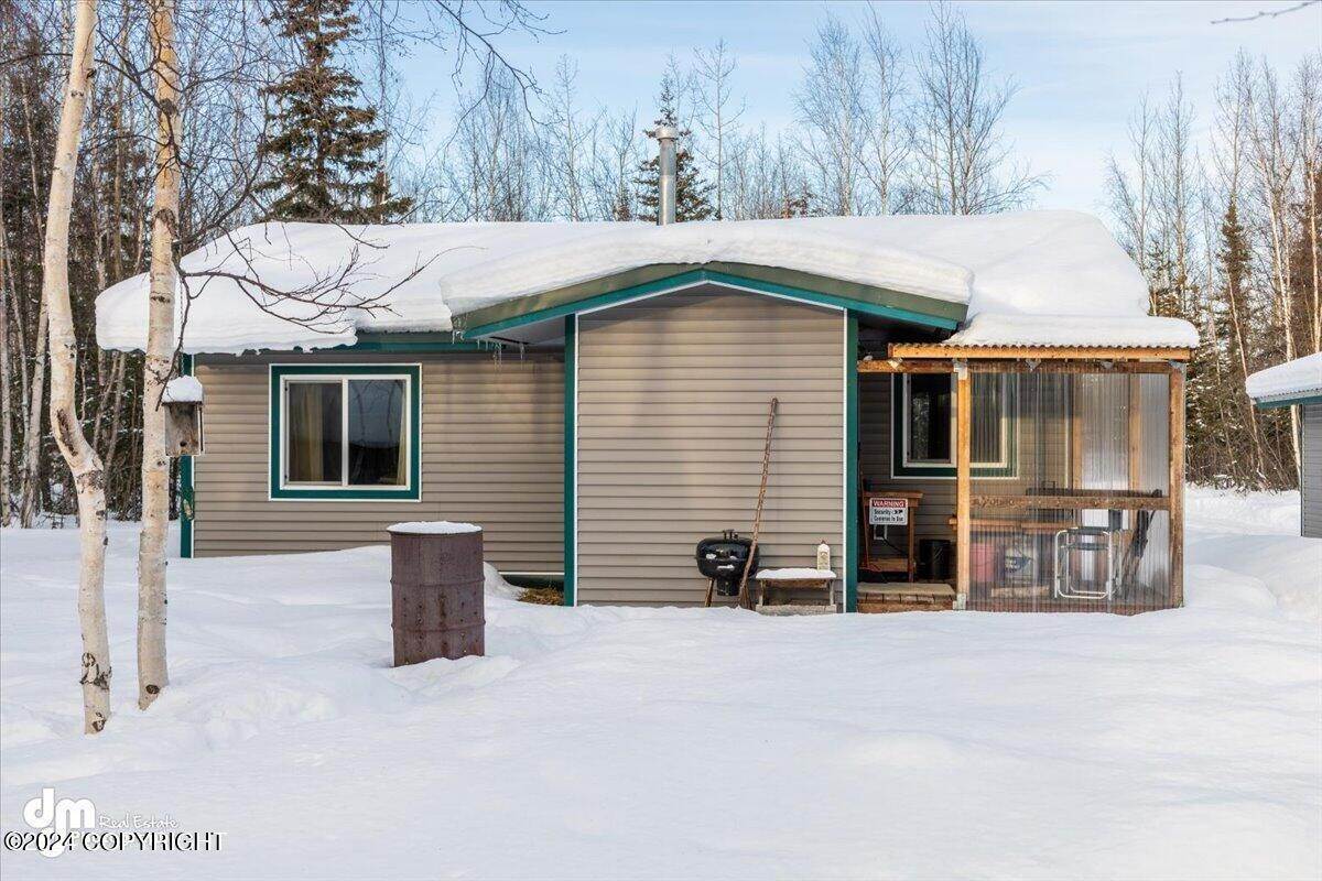 30. Single Family Homes for Sale at 6630 W Beverly Lake Road Wasilla, Alaska 99623 United States