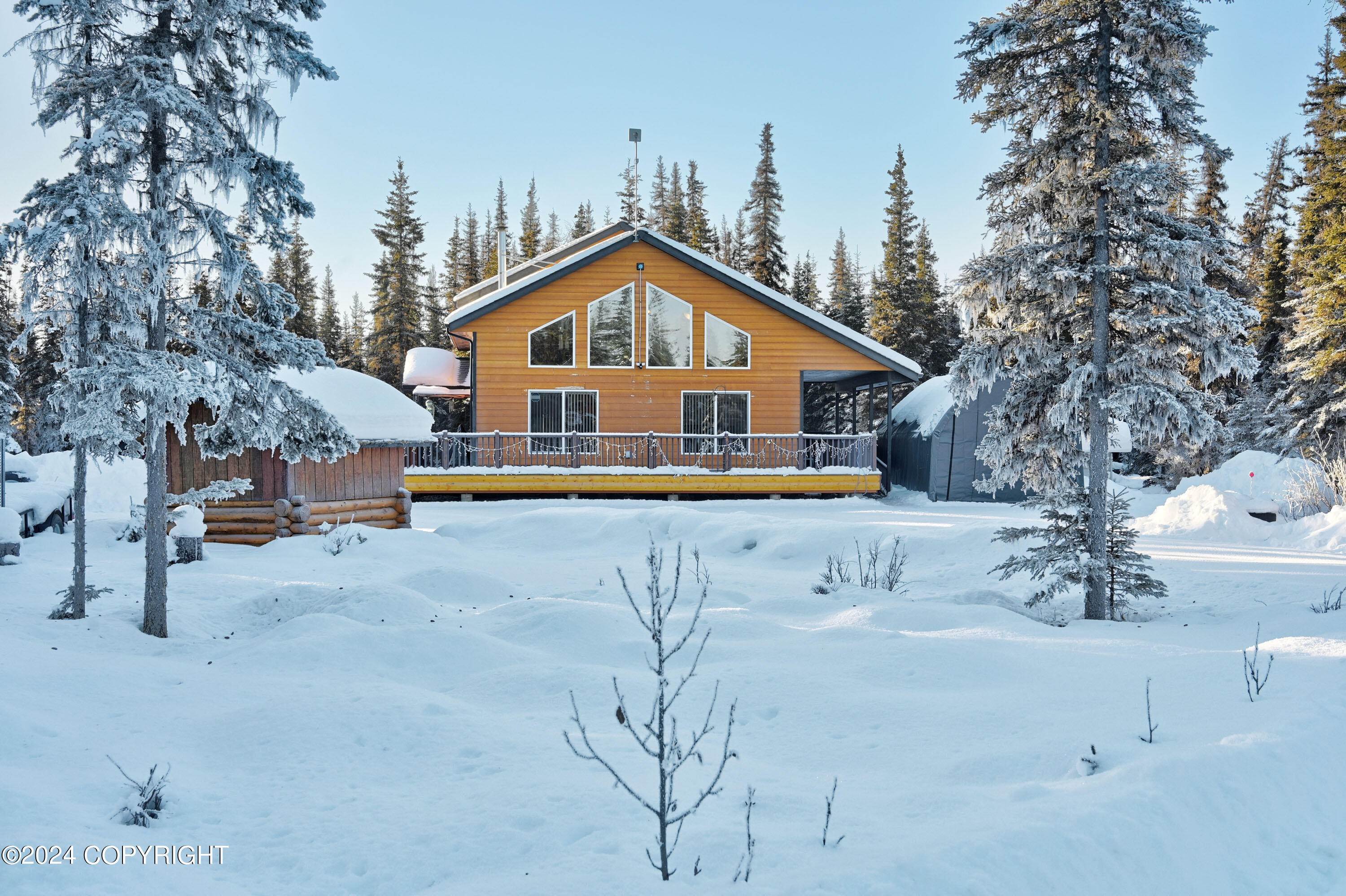 32. Single Family Homes for Sale at 37481 State Park Road Soldotna, Alaska 99669 United States