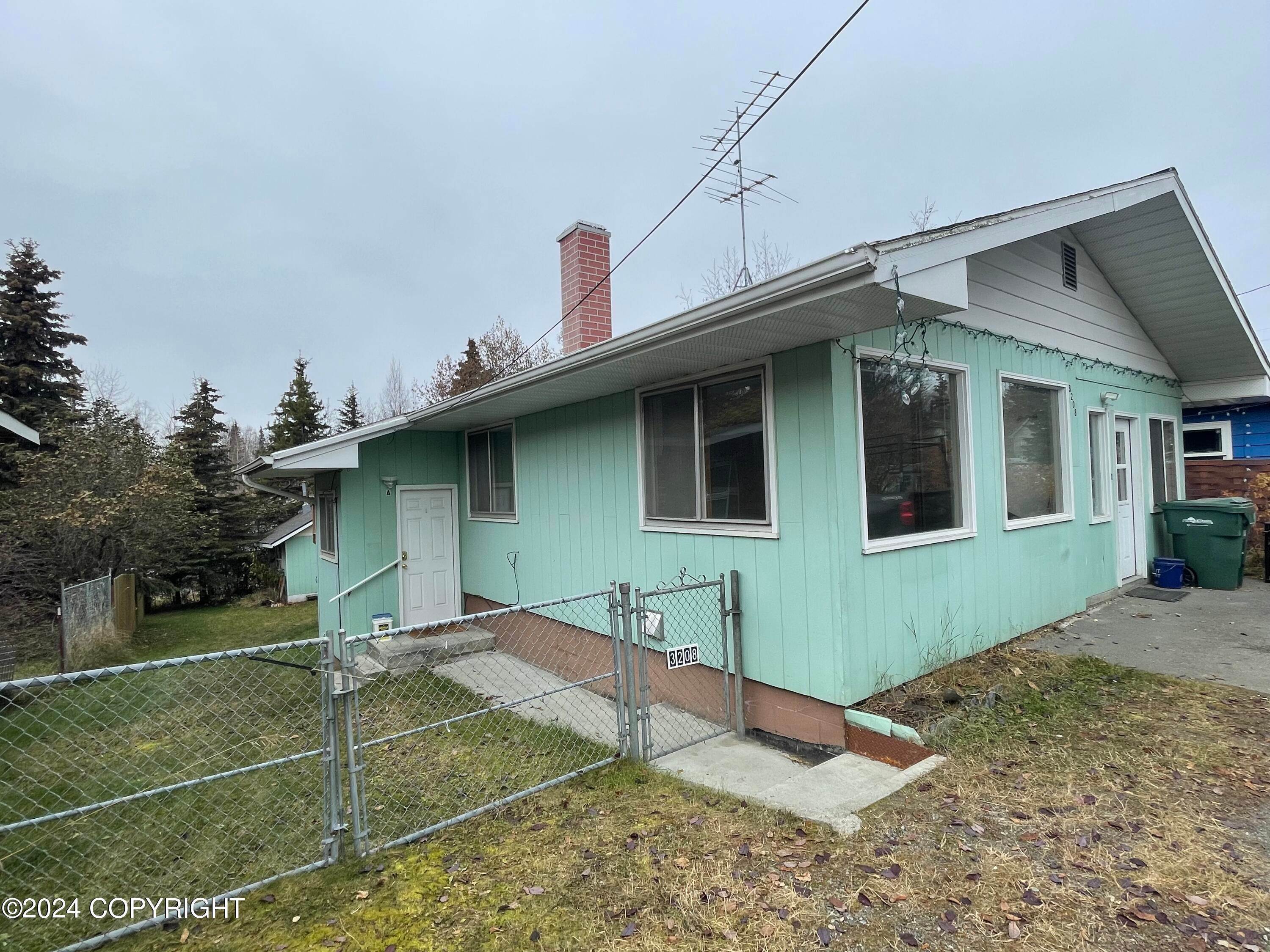 2. Multi-Family Homes for Sale at 3208 Doris Street Anchorage, Alaska 99517 United States