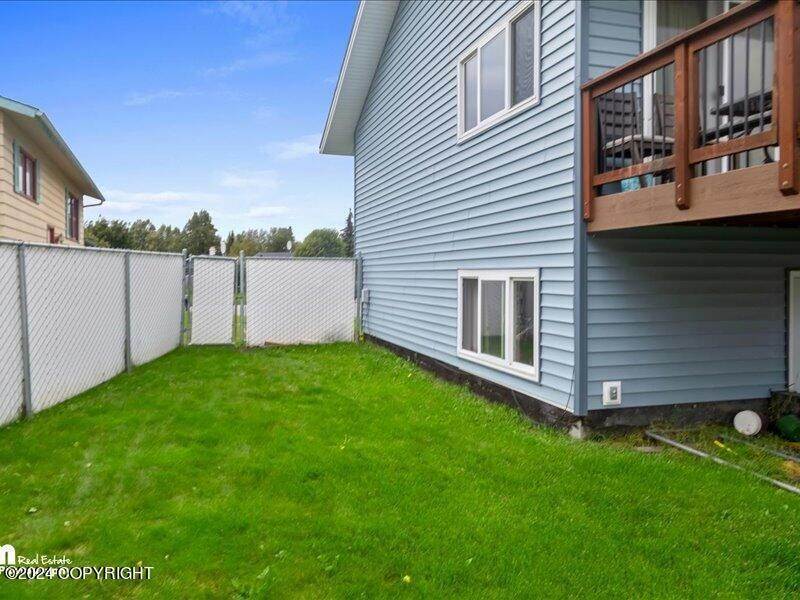 47. Single Family Homes for Sale at 9354 Campbell Terrace Drive Anchorage, Alaska 99502 United States