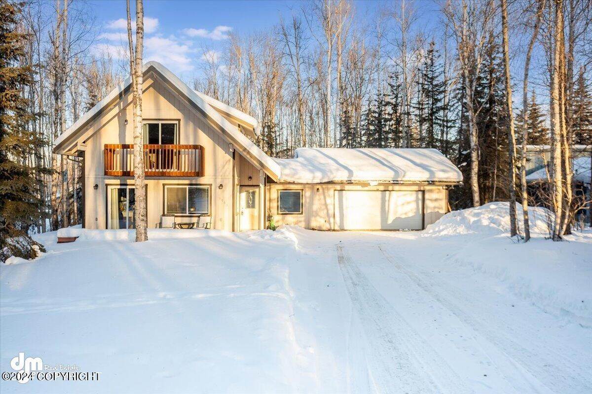 38. Single Family Homes for Sale at 9061 Alice Ann Lane Wasilla, Alaska 99654 United States