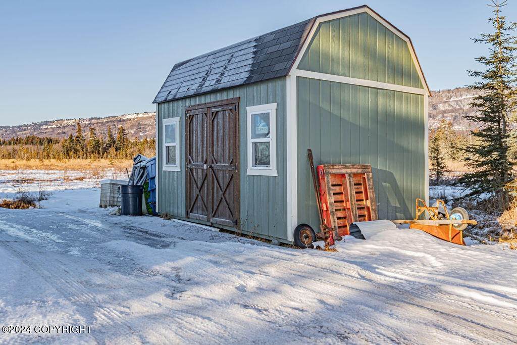 22. Single Family Homes for Sale at 4773 Kachemak Drive Homer, Alaska 99603 United States